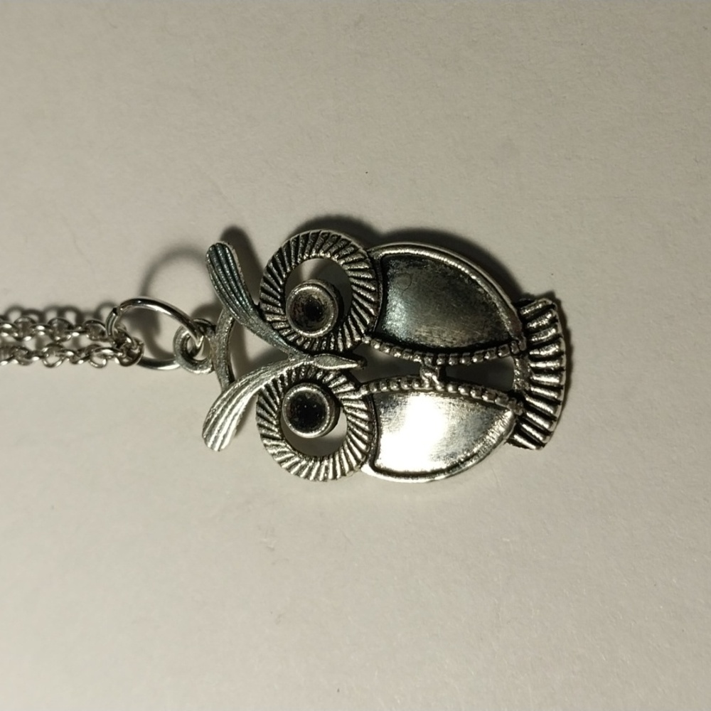 Owl charm necklace - Picture 1 of 1